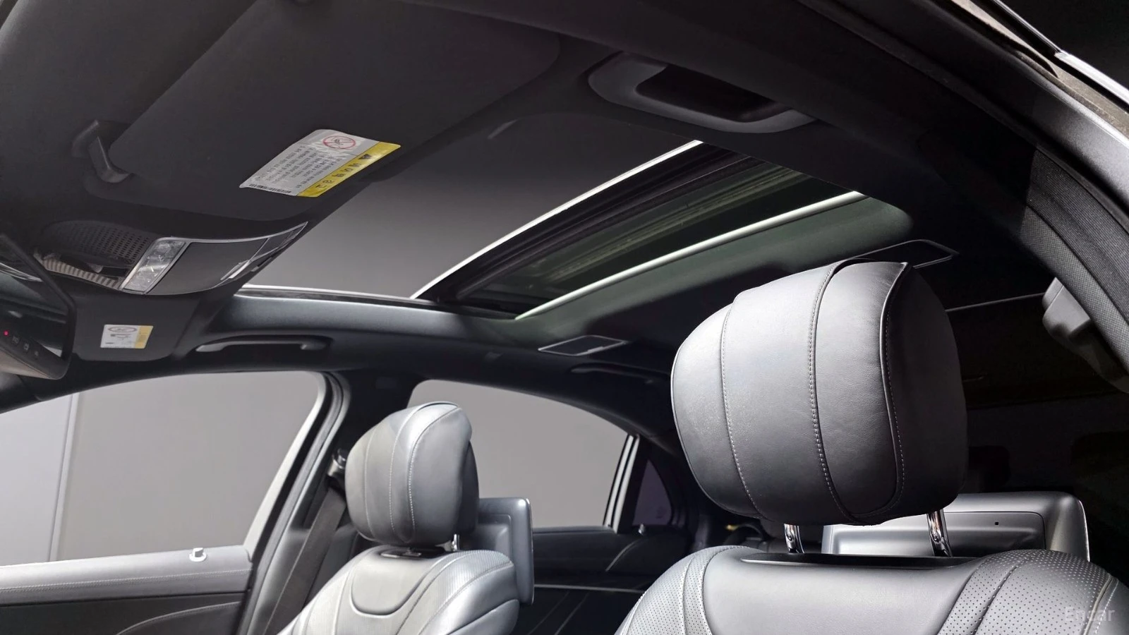 Mercedes-Benz S 500 LONG* МОНИТОРИ* КОЖА* НАВИ* ПАНО* АВТОКРЕДИТ, снимка 15 - Автомобили и джипове - 55654627