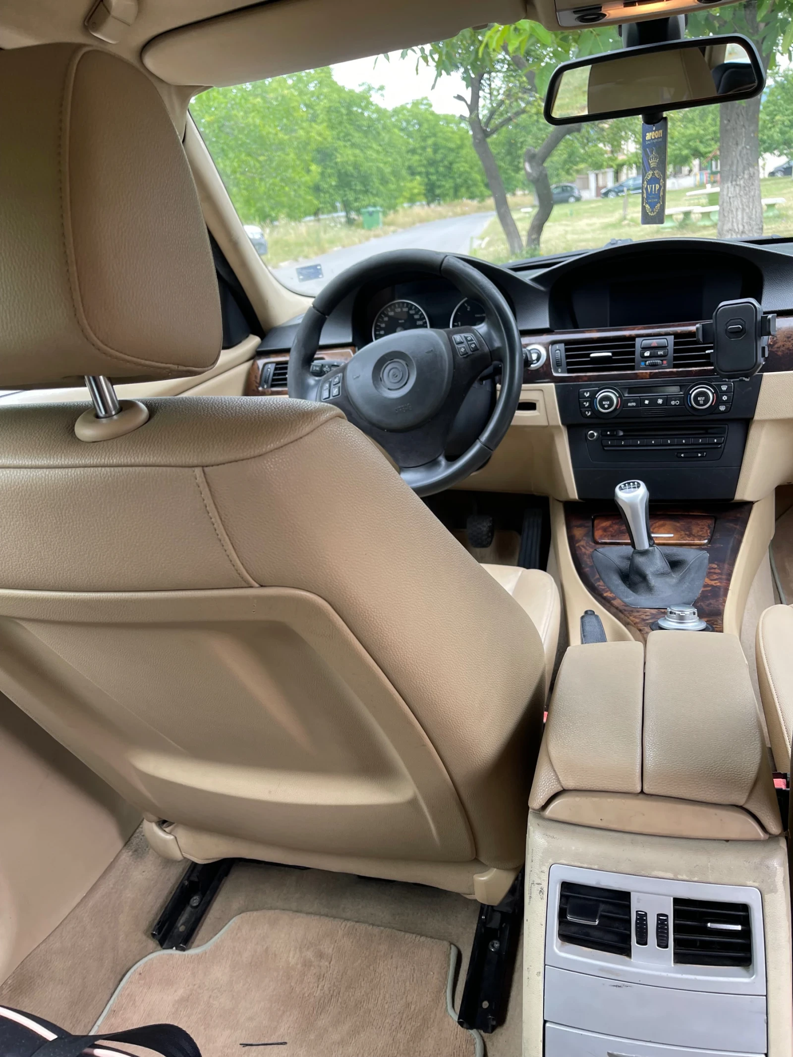 BMW 320 2.0, снимка 9 - Автомобили и джипове - 55682834