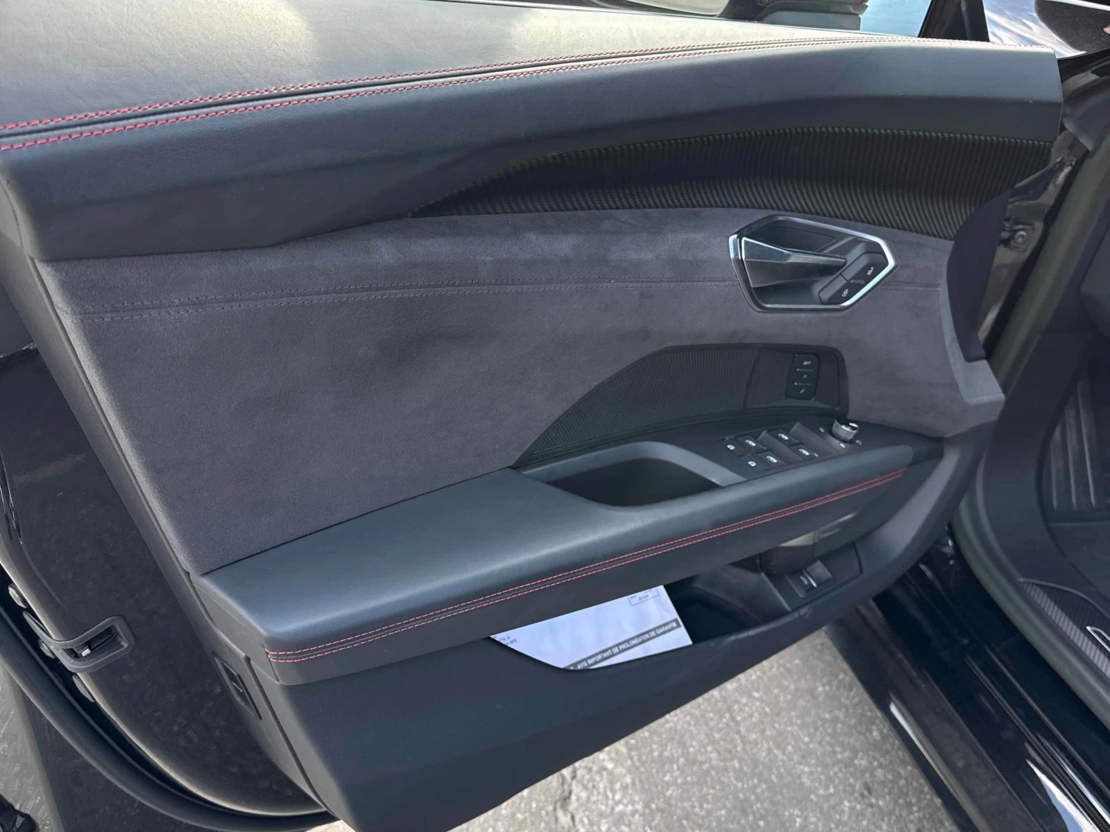 Audi E-Tron GT * quattro * CARFAX * ОПЦИЯ ЗА ФИНАНСИРАНЕ, снимка 12 - Автомобили и джипове - 56067161