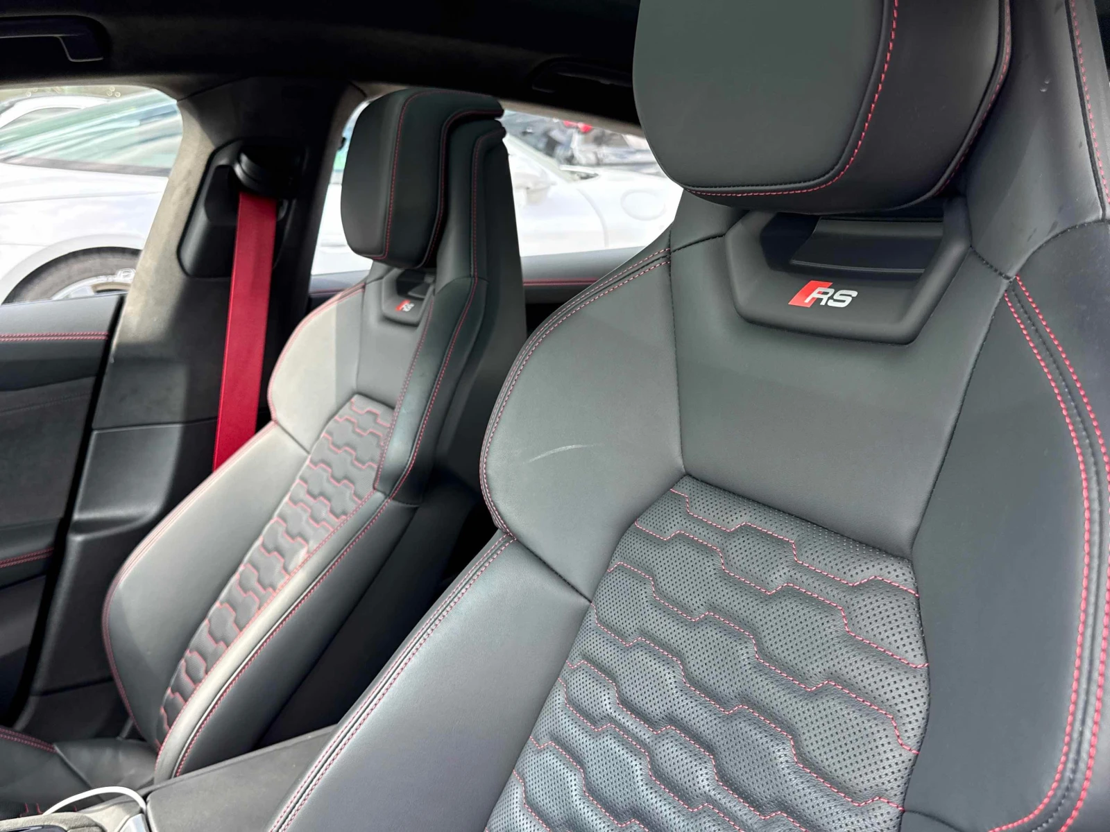 Audi E-Tron GT * quattro * CARFAX * ОПЦИЯ ЗА ФИНАНСИРАНЕ, снимка 13 - Автомобили и джипове - 56067161
