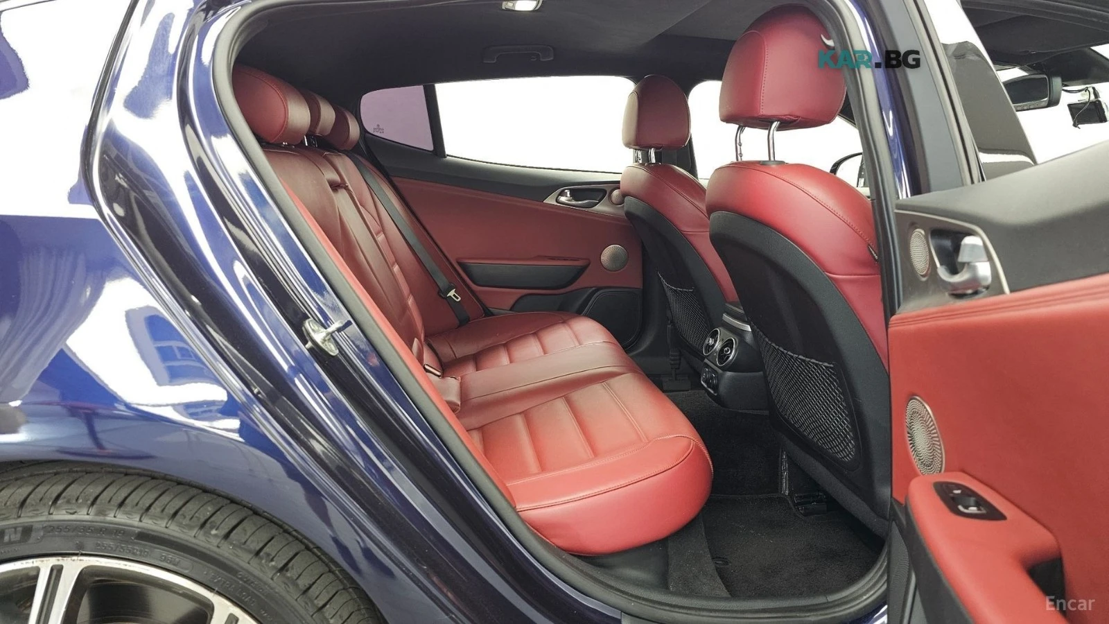 Kia Stinger AWD* GT* 3.3* TURBO* DISTRONIC* 360* ПОДГРЕВ* ОБДУ, снимка 10 - Автомобили и джипове - 56082481