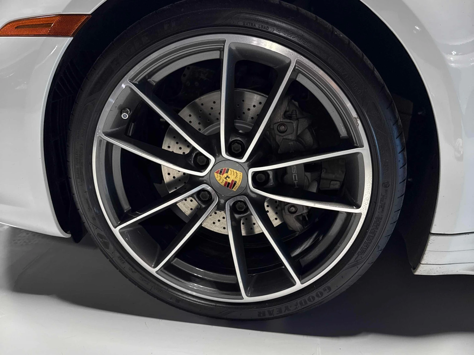 Porsche 911 / CARRERA 4 / БЕЗ ИНЦИДЕНТИ / ЦЕНА ДО БЪЛГАРИЯ, снимка 6 - Автомобили и джипове - 56108433