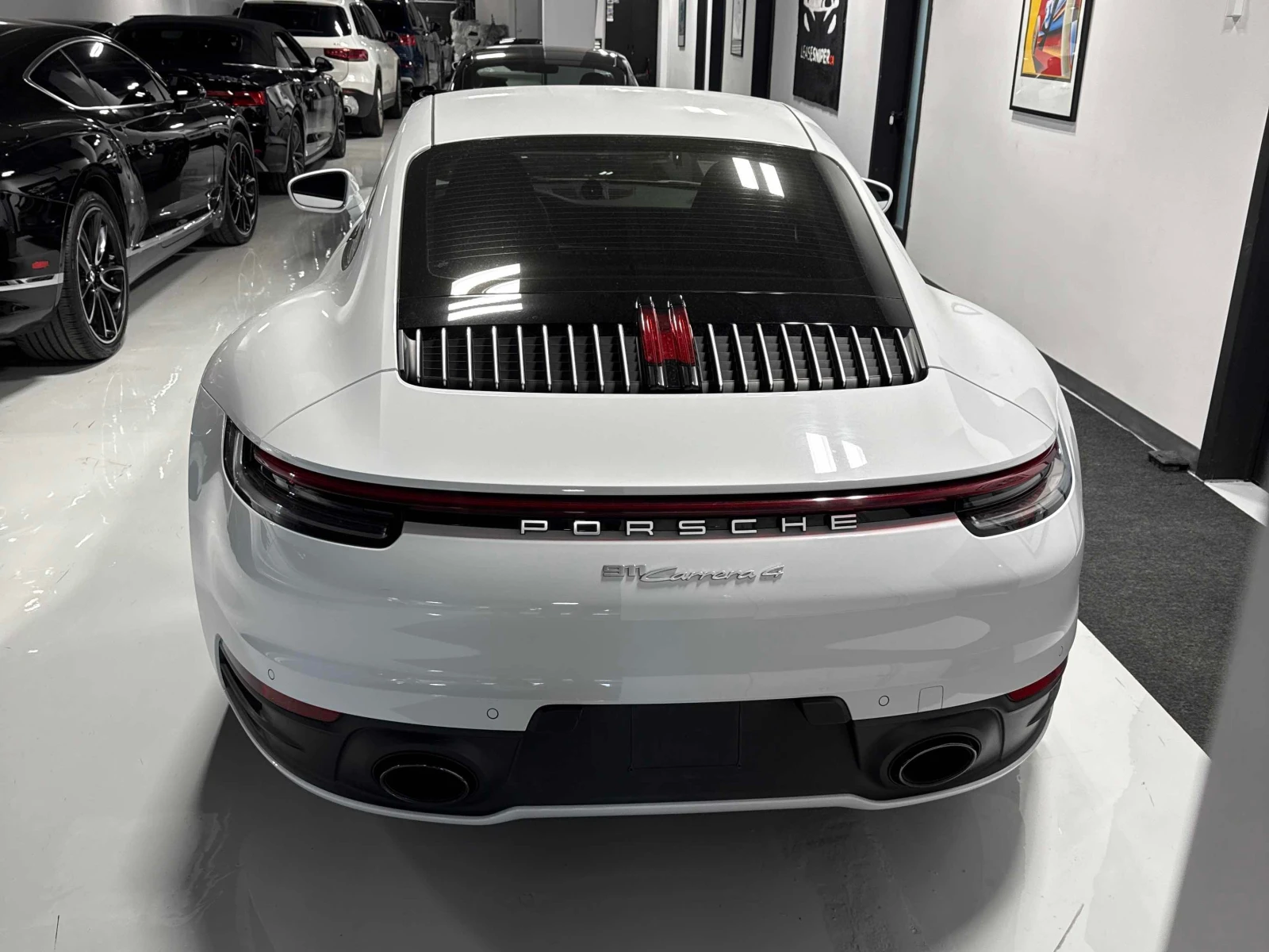 Porsche 911 / CARRERA 4 / БЕЗ ИНЦИДЕНТИ / ЦЕНА ДО БЪЛГАРИЯ, снимка 4 - Автомобили и джипове - 56108433