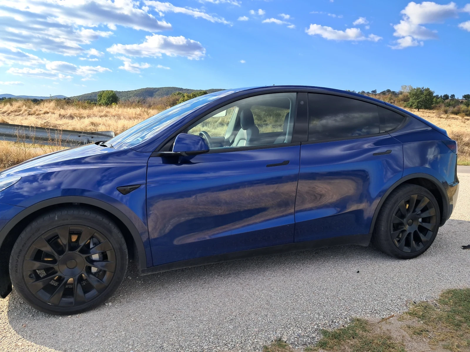 Tesla Model Y, снимка 2 - Автомобили и джипове - 56297544
