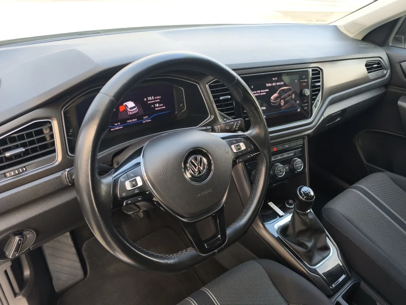 VW T-Roc 1.0i DIGITAL FULL LED FULL SERVICE IN VW NEW !!!, снимка 7 - Автомобили и джипове - 49278726