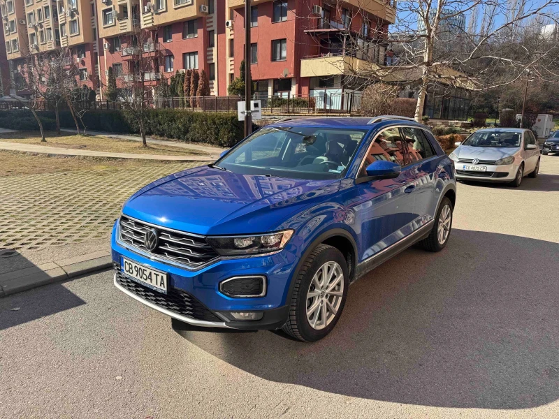 VW T-Roc, снимка 6 - Автомобили и джипове - 49373782