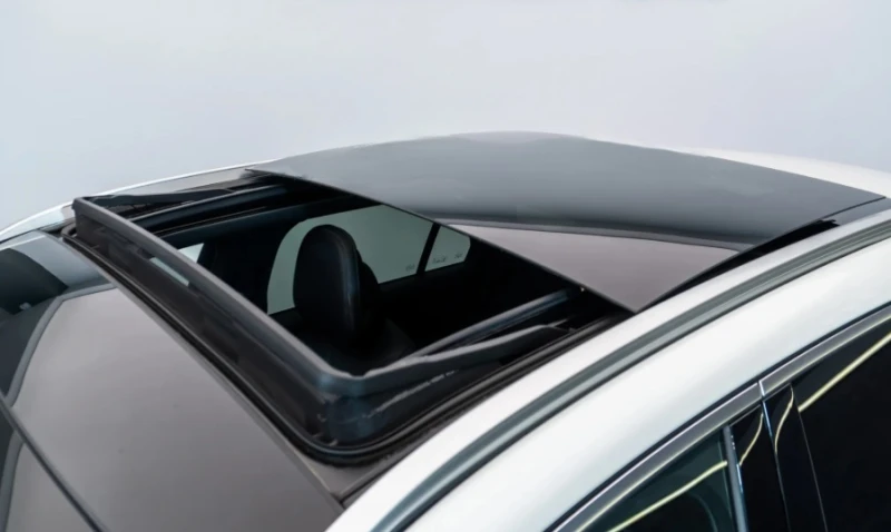 Mercedes-Benz GLC 220 d 4Matic AMG line, снимка 6 - Автомобили и джипове - 52470099