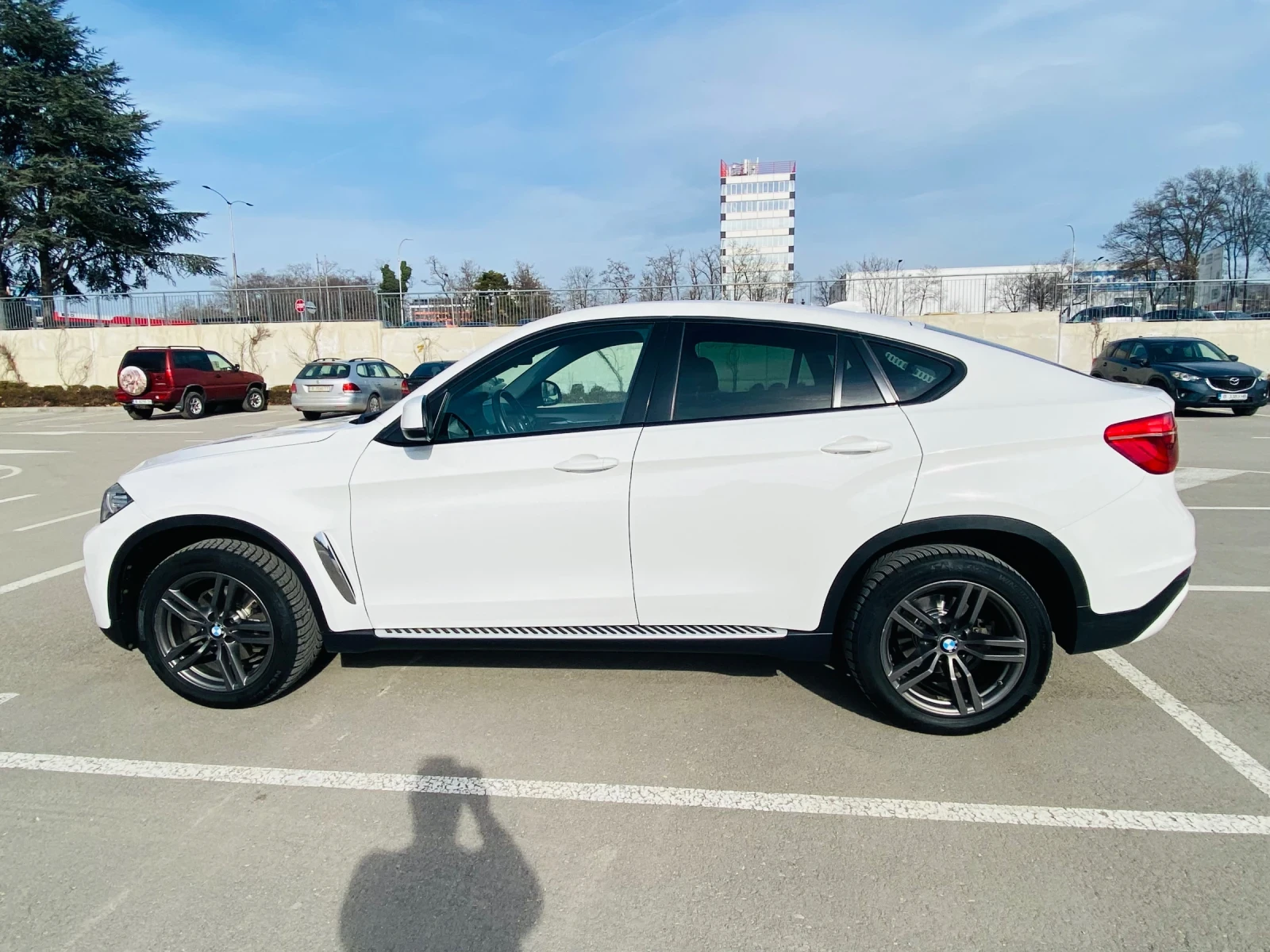 BMW X6  3.0D X-DRIVE HEAD UP HARMAN/KARDON SOFT CLOSE TV - изображение 3