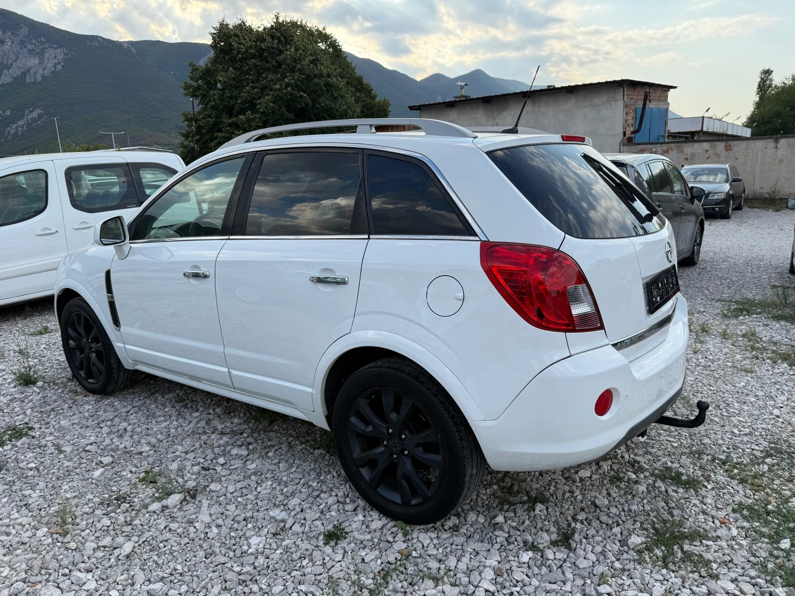 Opel Antara 2.2CDTI 4x4 COSMO - изображение 3