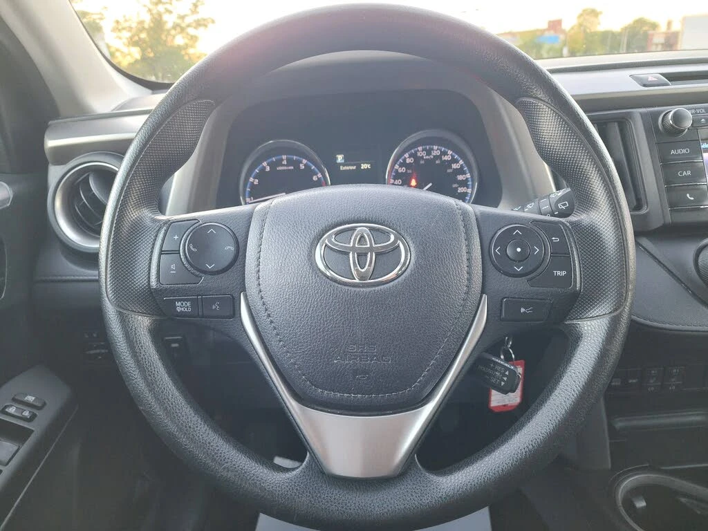 Toyota Rav4 LE* AWD* АвтоКредит* (ЦЕНА ДО БГ), снимка 10 - Автомобили и джипове - 53837608