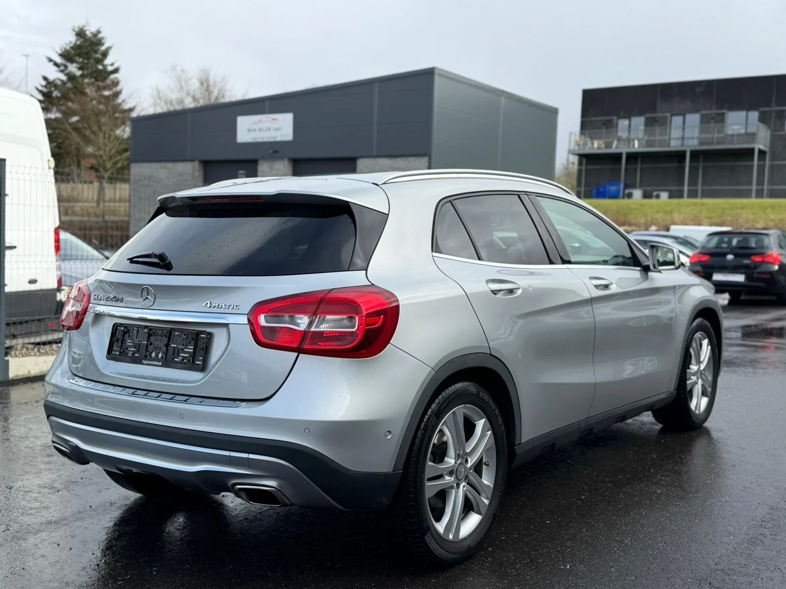 Mercedes-Benz GLA 220 РЕАЛНИ КИЛОМЕТРИ !!!, снимка 6 - Автомобили и джипове - 54257047