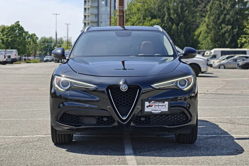 Alfa Romeo Stelvio Ti Sport AWD* HARMAN KARDON* PANORAMA* KEYLESS* , снимка 2 - Автомобили и джипове - 54493371