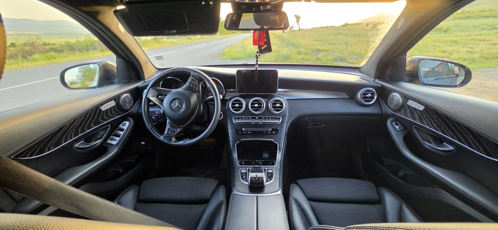Mercedes-Benz GLC 350, снимка 8 - Автомобили и джипове - 54794515