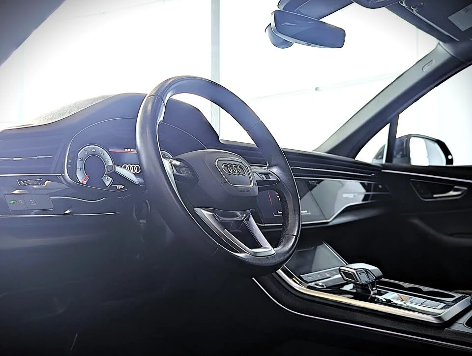 Audi Q7 quattro* S LINE* FULL* BLACK OPTIC* ЦЕНА ДО БГ, снимка 9 - Автомобили и джипове - 54933070