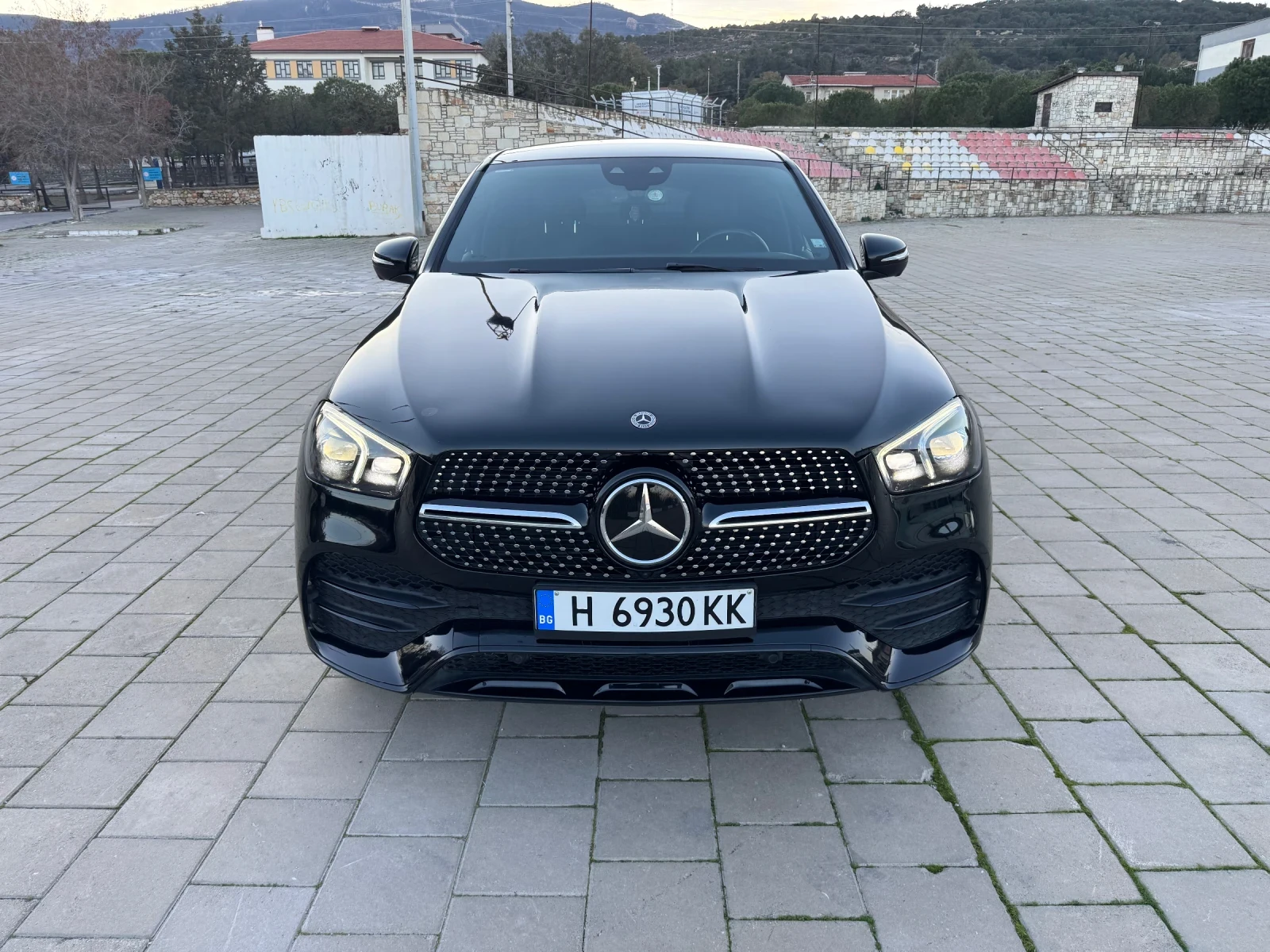 Mercedes-Benz GLE 350 AMG , снимка 3 - Автомобили и джипове - 55837370