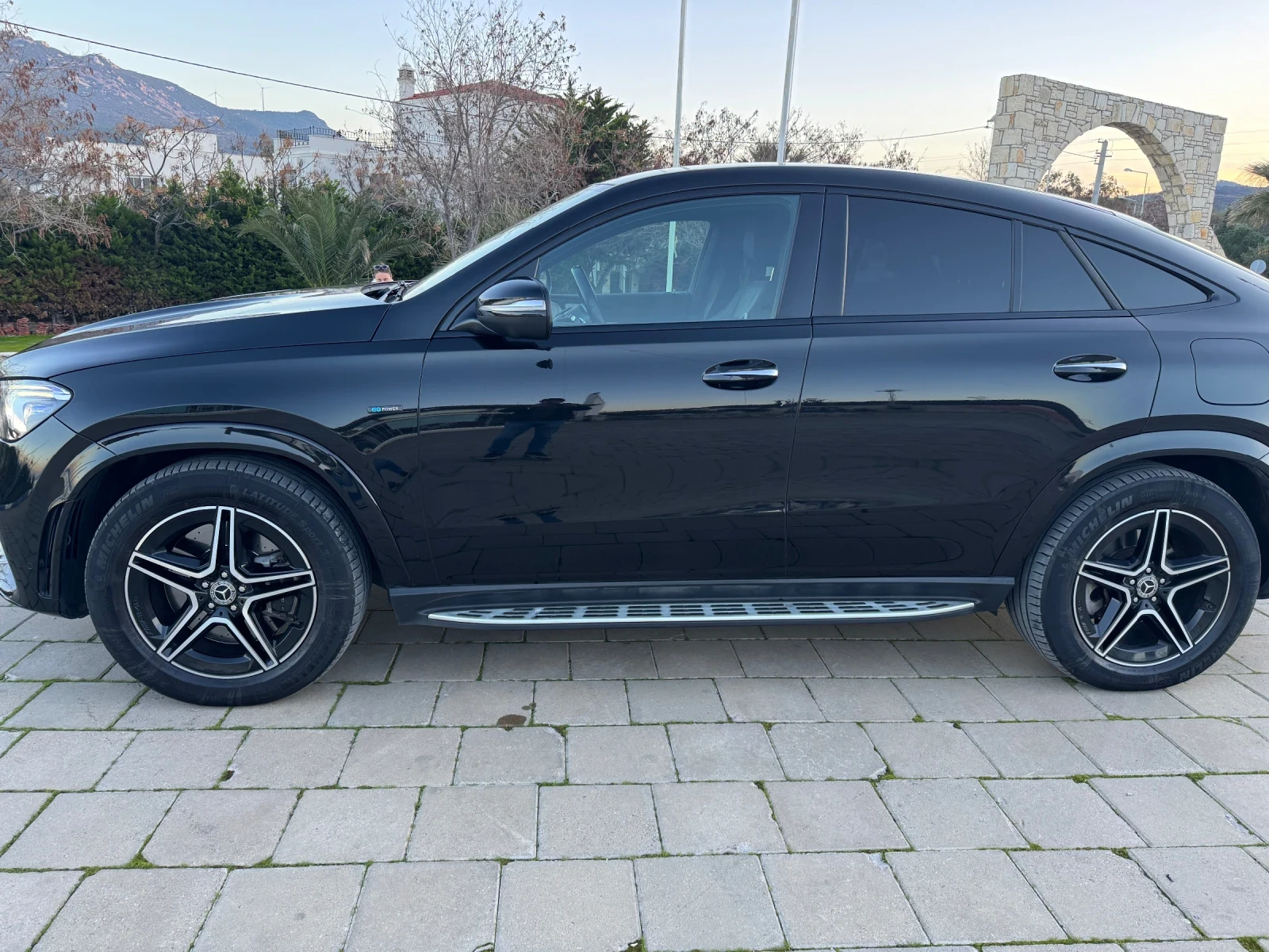 Mercedes-Benz GLE 350 AMG , снимка 5 - Автомобили и джипове - 55837370