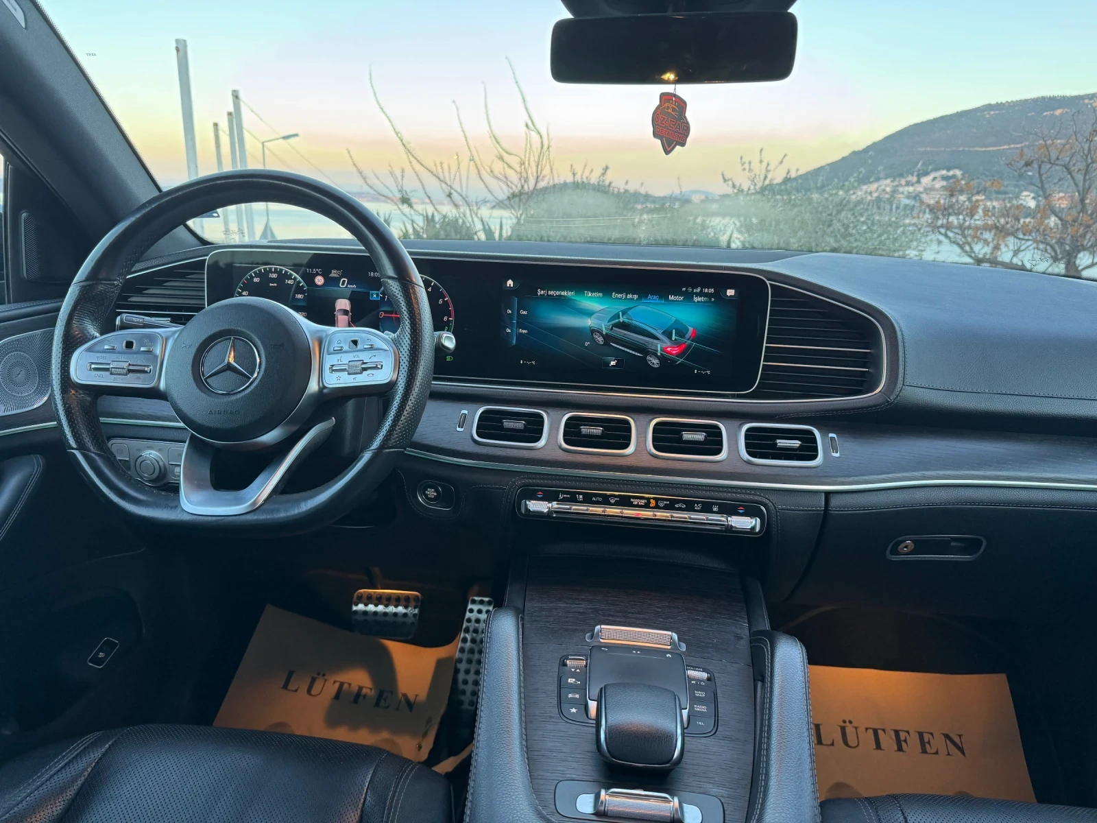 Mercedes-Benz GLE 350 AMG , снимка 6 - Автомобили и джипове - 55837370