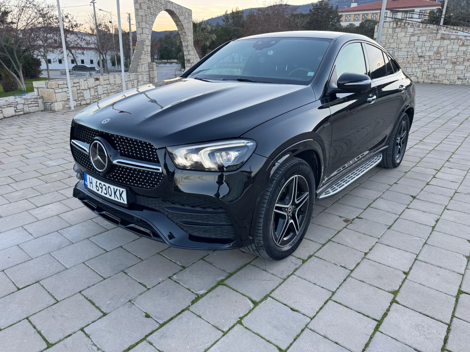 Mercedes-Benz GLE 350 AMG , снимка 2 - Автомобили и джипове - 55837370