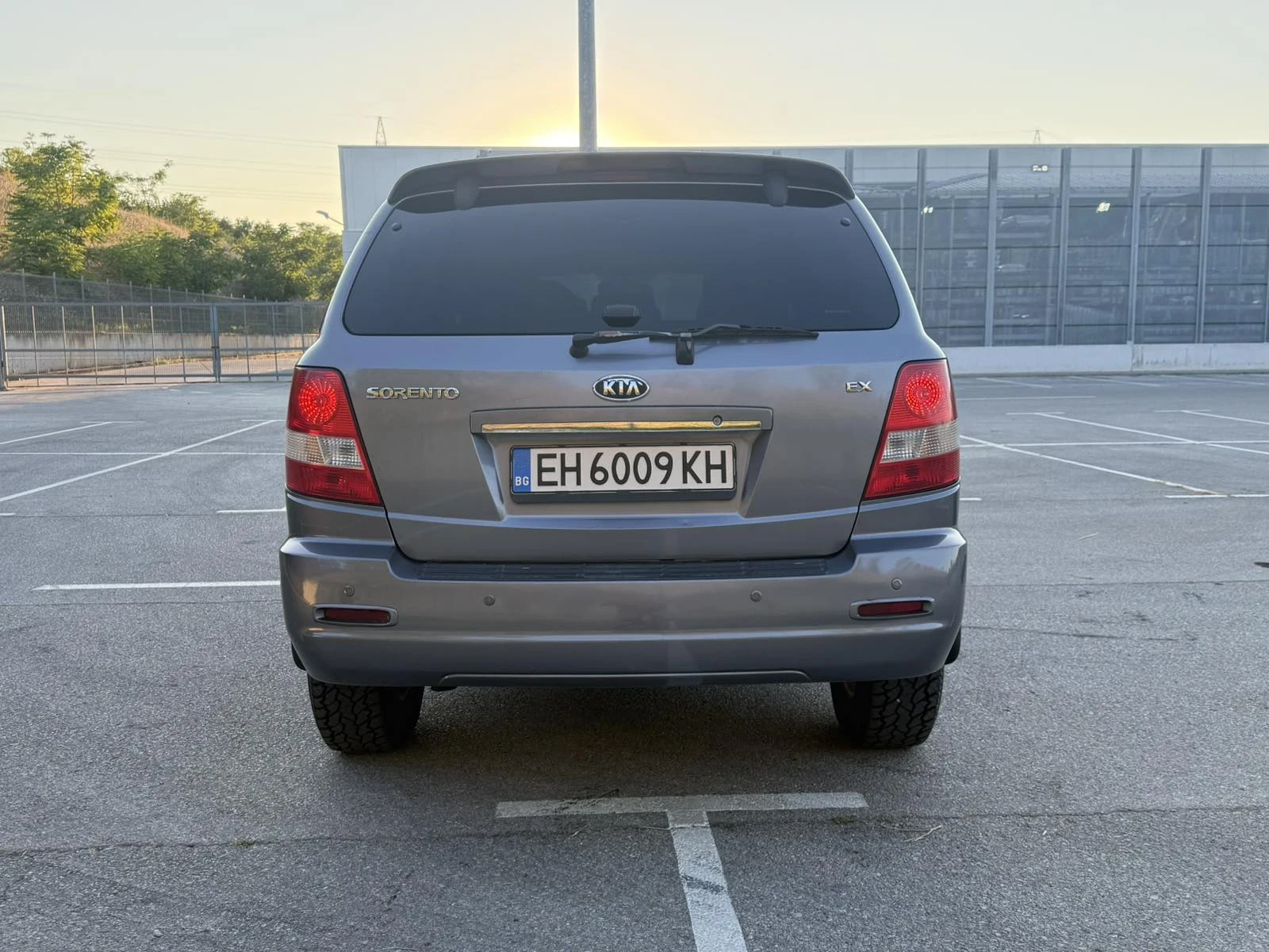 Kia Sorento 2.5/КОЖА/НАВИ, снимка 5 - Автомобили и джипове - 55467335