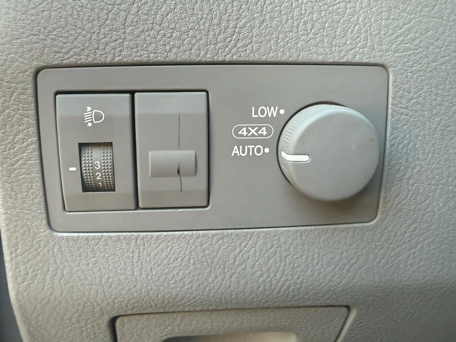 Kia Sorento 2.5/КОЖА/НАВИ, снимка 12 - Автомобили и джипове - 55467335