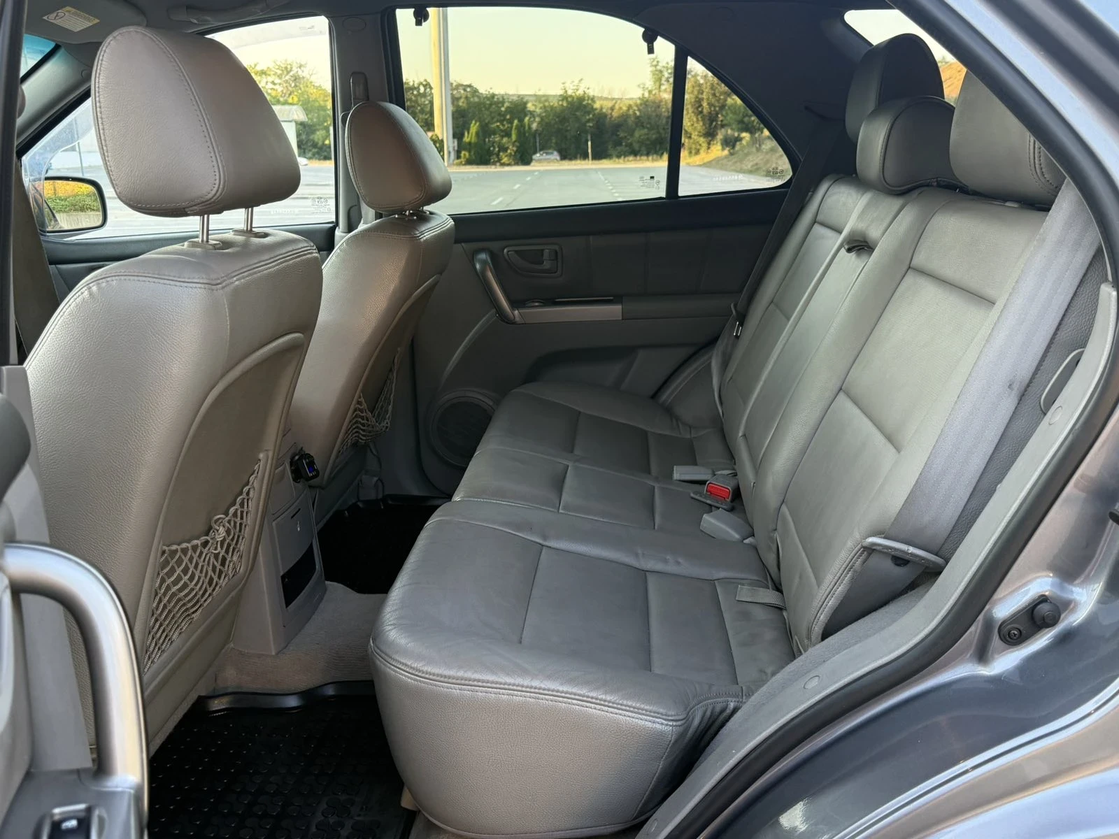Kia Sorento 2.5/КОЖА/НАВИ, снимка 11 - Автомобили и джипове - 55467335