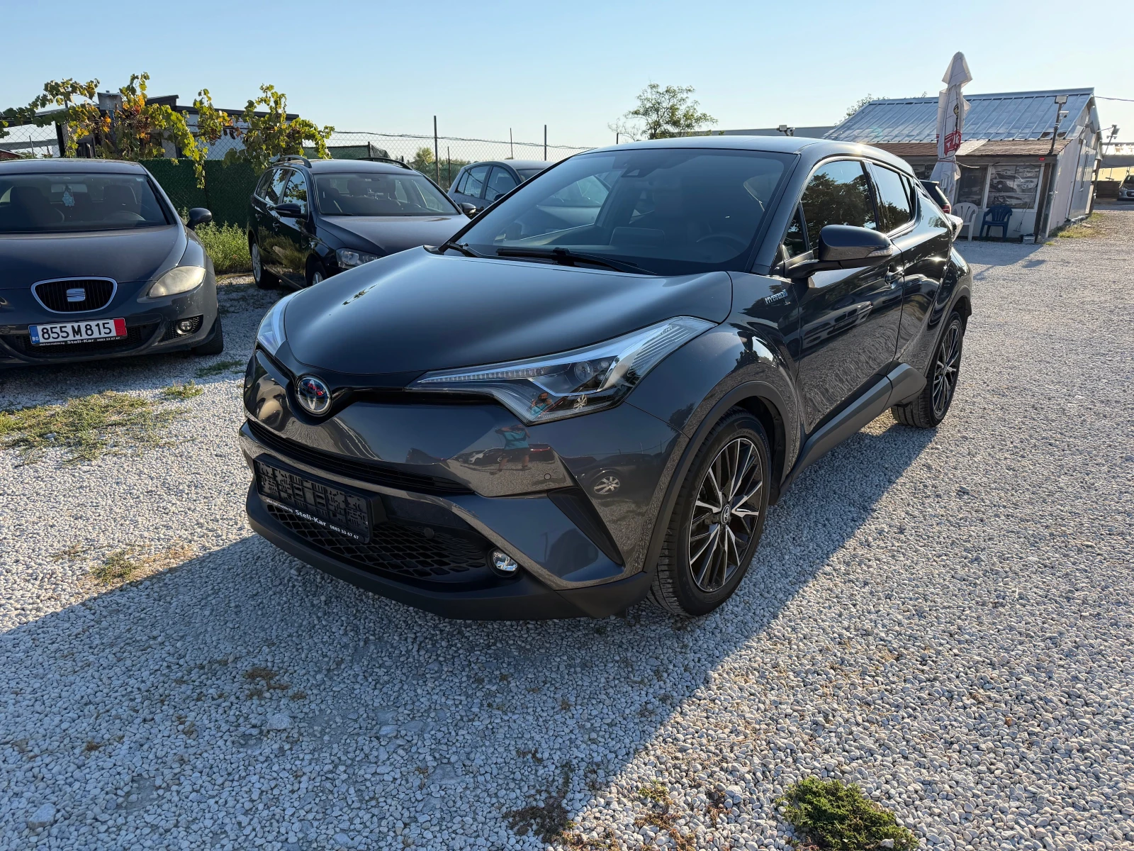 Toyota C-HR -1.8HYBRID-FULL PACK