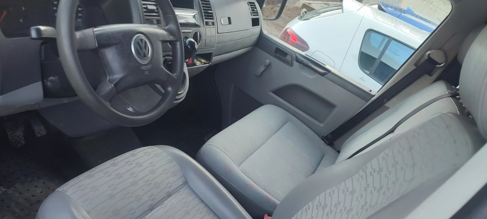 VW T5 1.9 TDI 75 Kw - изображение 10