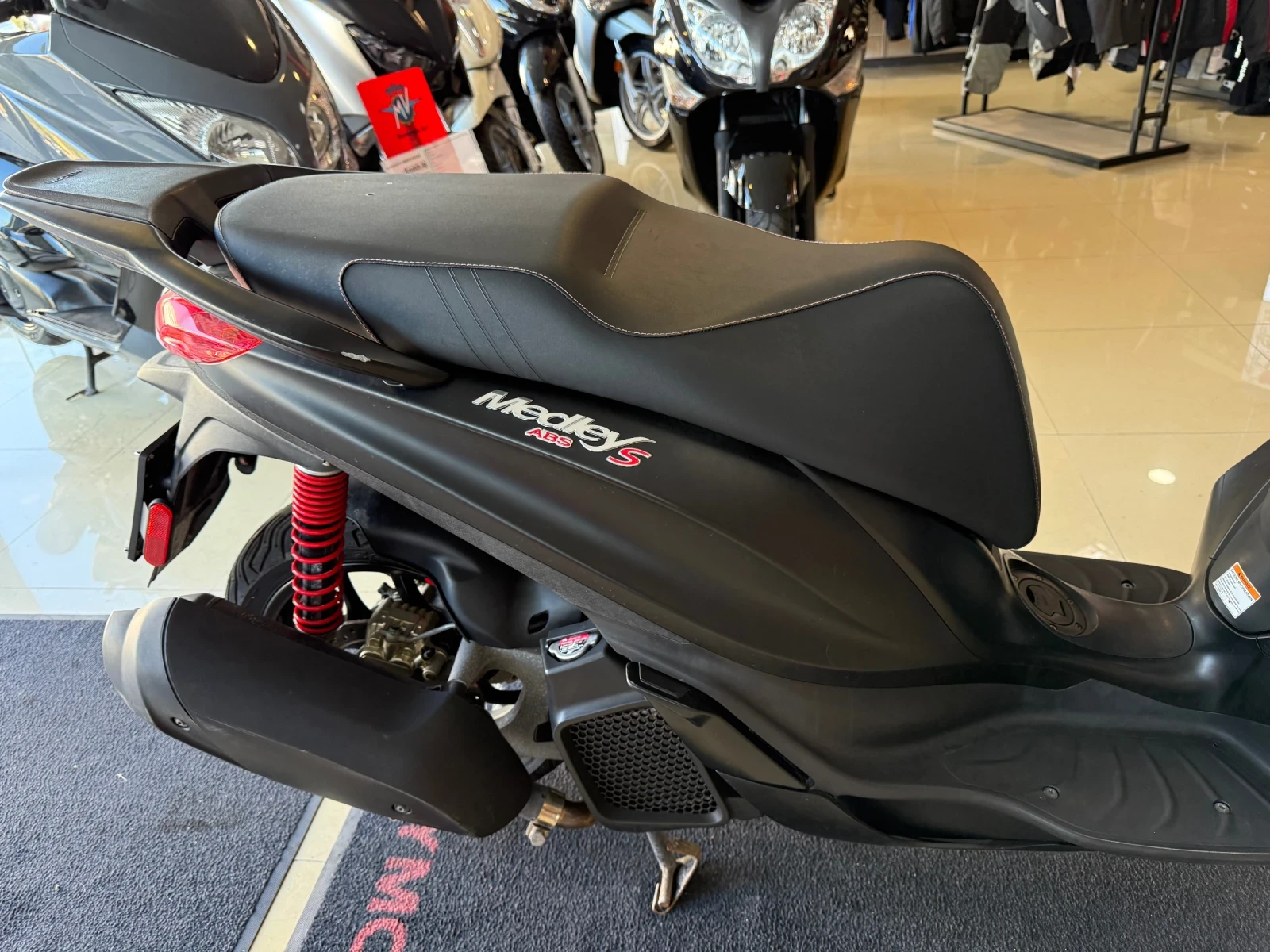 Piaggio Medley 155ABS - изображение 5