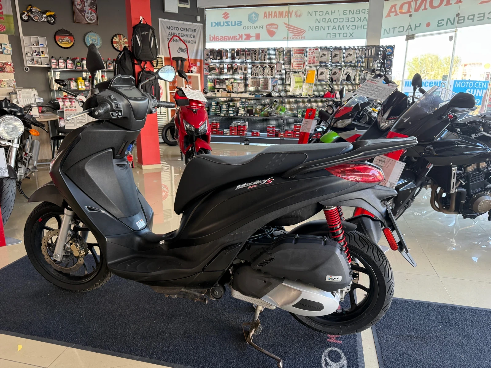 Piaggio Medley 155ABS - изображение 8