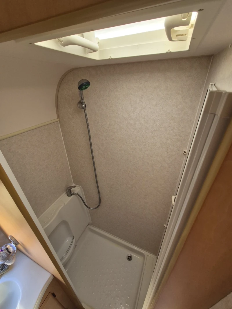 Каравана Bailey Pageant Moselle, снимка 6 - Каравани и кемпери - 52444572