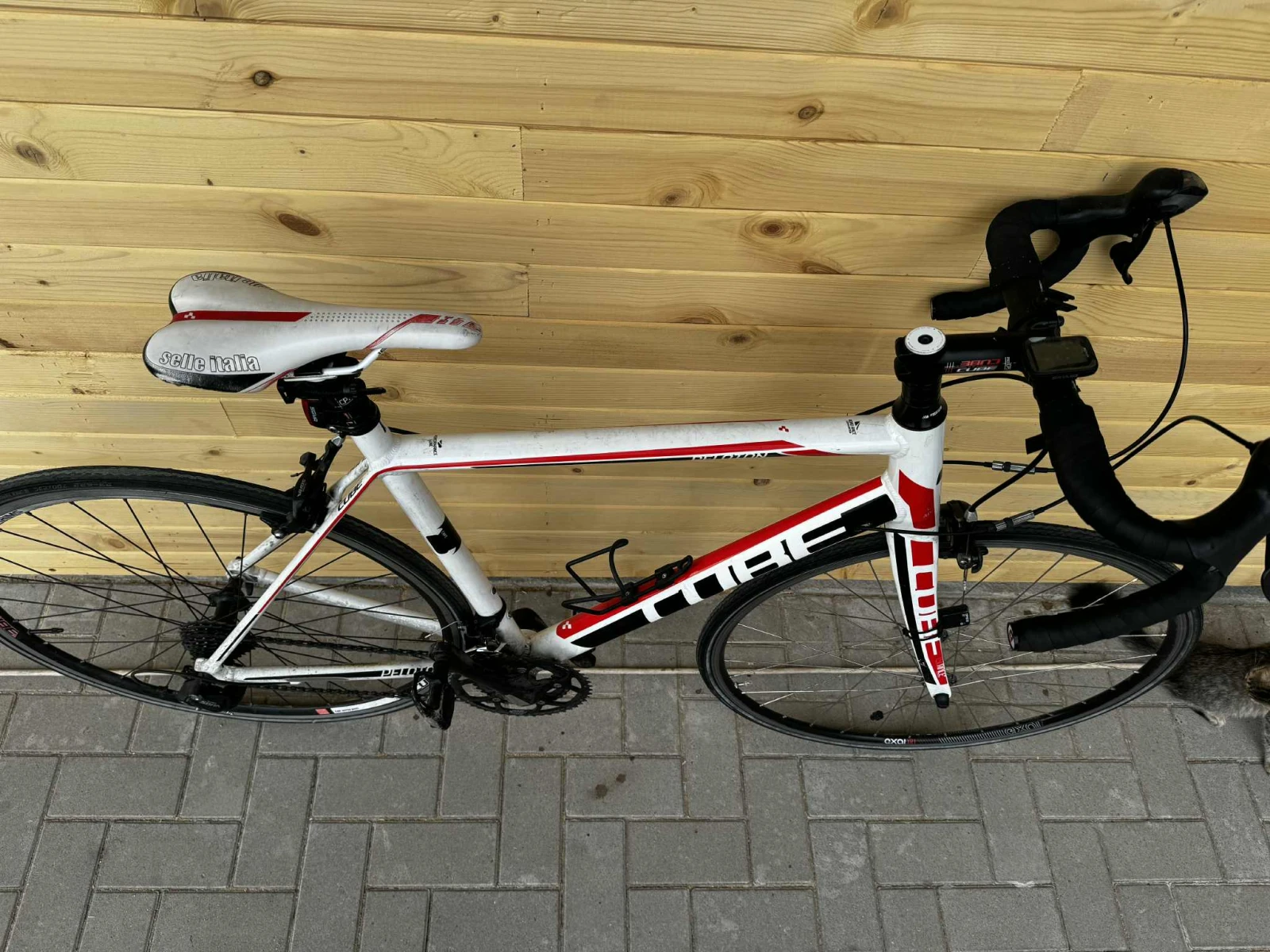  CUBE Peloton, 28  | Mobile.bg   4