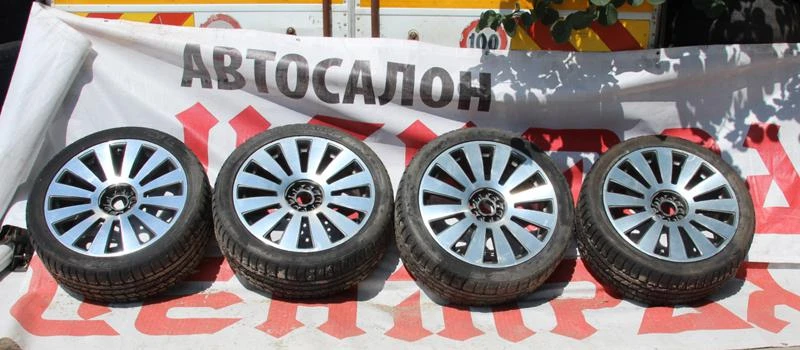 Гуми с джанти Maxtrek 255/40R19, снимка 1 - Гуми и джанти - 46033420