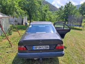 Mercedes-Benz 124, снимка 5