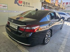 Honda Accord 2.0 HYBRID, снимка 5