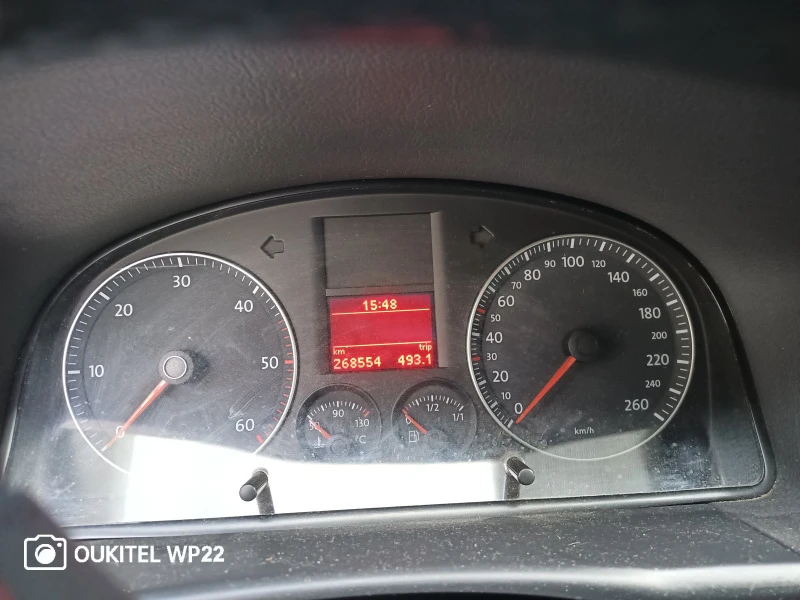 VW Touran, снимка 12 - Автомобили и джипове - 49529338