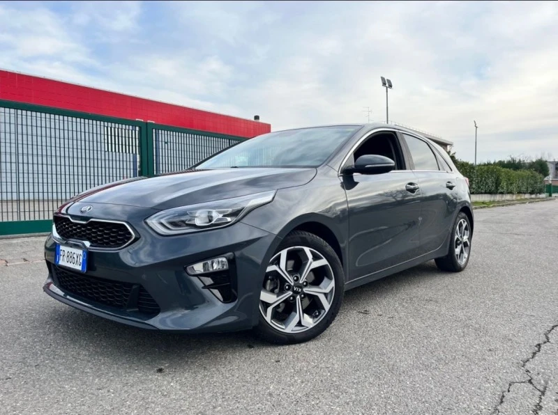 Kia Ceed 1.4 turbo benzin, снимка 8 - Автомобили и джипове - 46950766