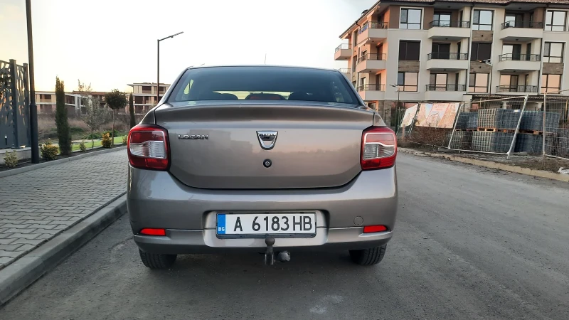 Dacia Logan 1.2 16v, снимка 8 - Автомобили и джипове - 48419700