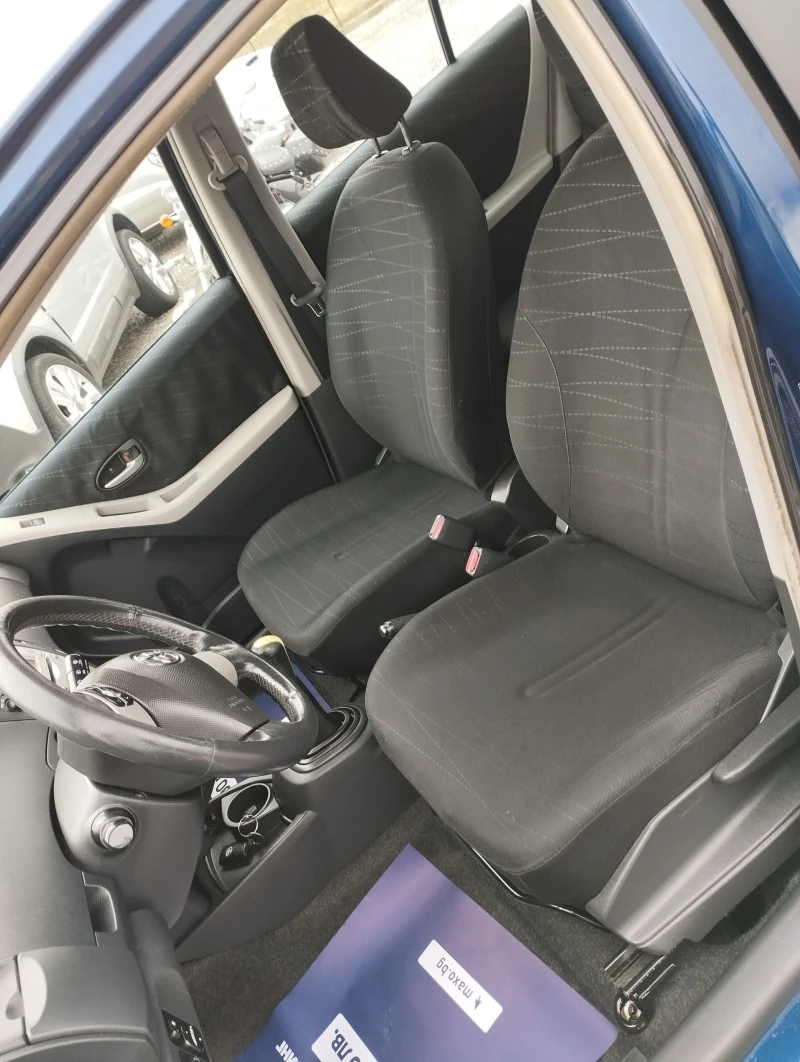 Toyota Yaris Италя, снимка 9 - Автомобили и джипове - 48796979