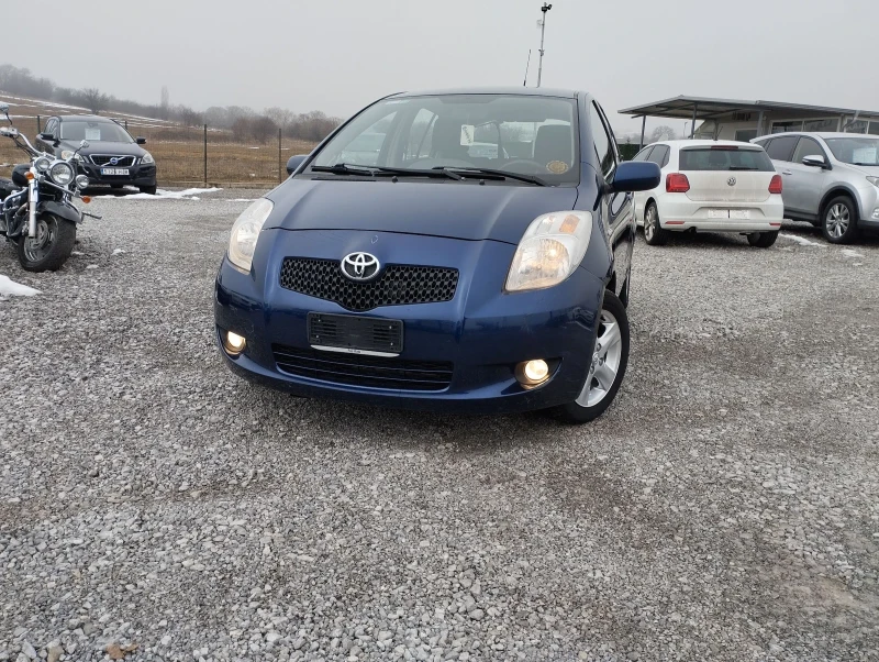 Toyota Yaris Италя, снимка 1 - Автомобили и джипове - 48796979