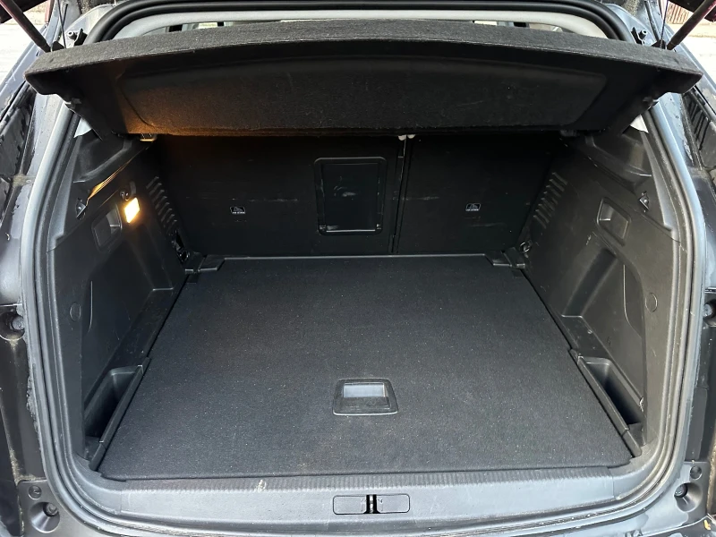 Peugeot 3008 1.5 HDI 130 ALLURE KEYLESS GO, снимка 13 - Автомобили и джипове - 51085366