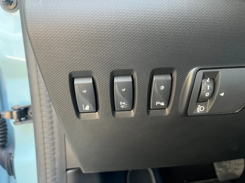 Renault Twingo 22kw 200km пробег кожа нави, снимка 16 - Автомобили и джипове - 52225045