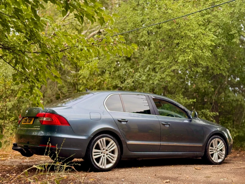 Skoda Superb 2.0TDI 170к.с FACE, снимка 7 - Автомобили и джипове - 51516854
