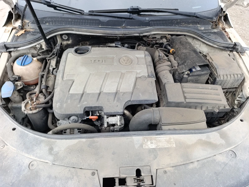 VW CC 2.0TDI тип мотор CBA, снимка 9 - Автомобили и джипове - 51941428