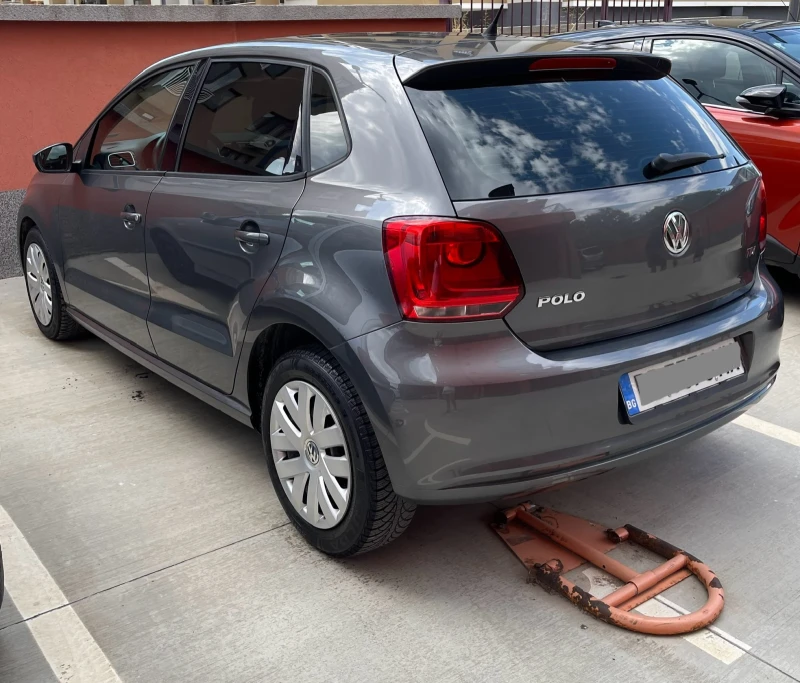 VW Polo 1.6д, 75к.с, снимка 4 - Автомобили и джипове - 52475318