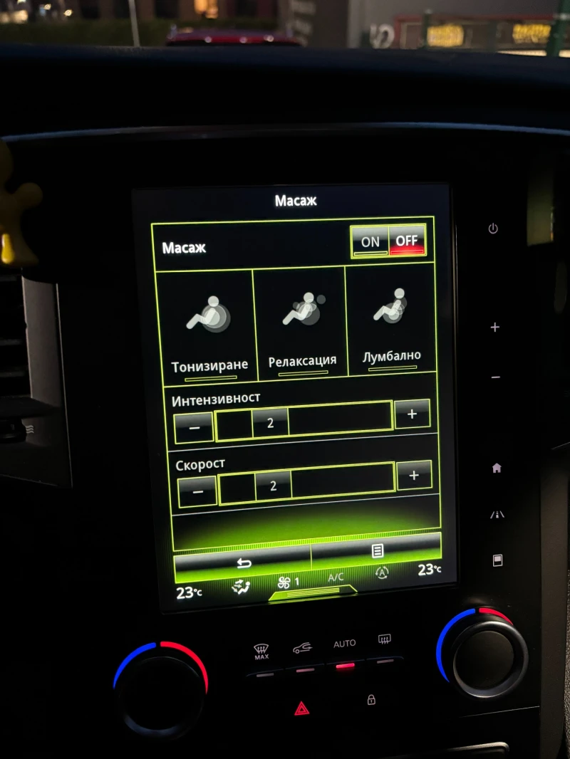 Renault Megane BOSE, снимка 3 - Автомобили и джипове - 52756300