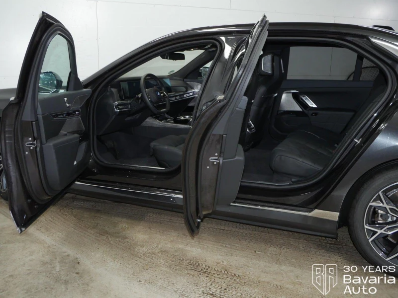 BMW i7 60 xDrive eDrive, снимка 5 - Автомобили и джипове - 52775452