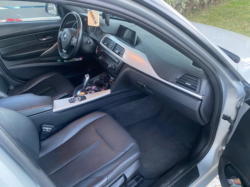 BMW 320 XD , снимка 9 - Автомобили и джипове - 53090997