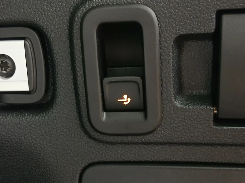 VW Touran АВТОМАТИК ЕВРО 6 , снимка 8 - Автомобили и джипове - 53285536