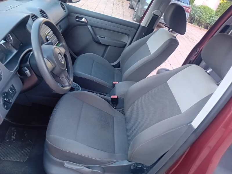 VW Caddy 1.6TDI MAXI 6+ 1 места, снимка 8 - Автомобили и джипове - 53433961