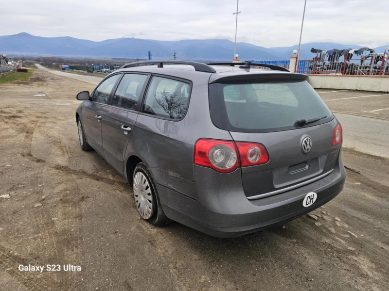 VW Passat 1.9 TDI, снимка 4 - Автомобили и джипове - 53493909